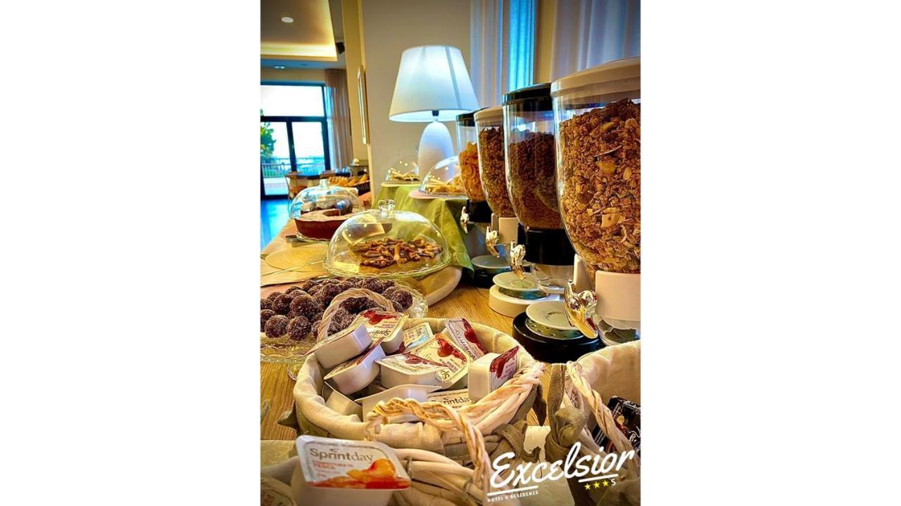 Hotel Excelsior Montesilvano Marina المظهر الخارجي الصورة