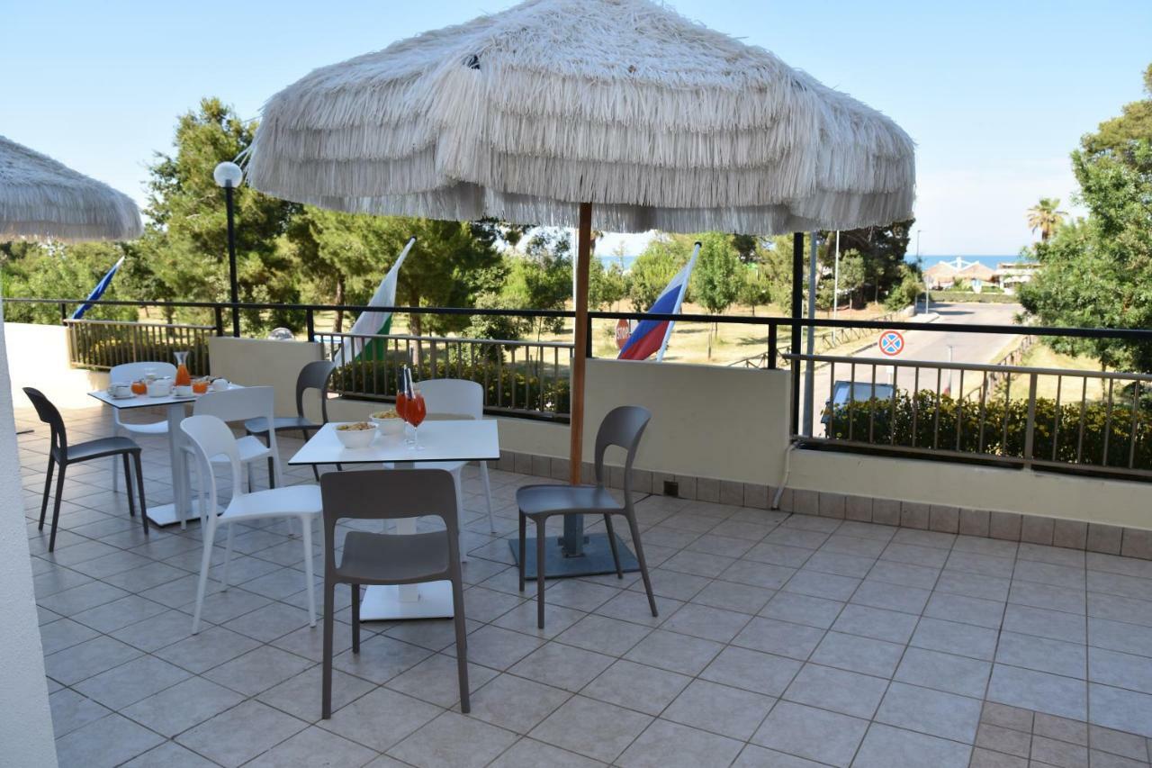 Hotel Excelsior Montesilvano Marina المظهر الخارجي الصورة